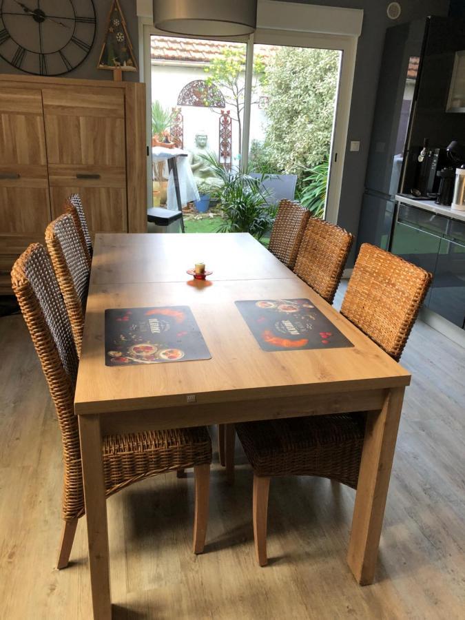Agreable Maison De Ville ,Calme Avec Tous Les Commerces A 150M Cherbourg-en-Cotentin Bagian luar foto